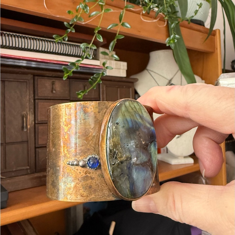 Cuff Bracelet With Labradorite - image 4
